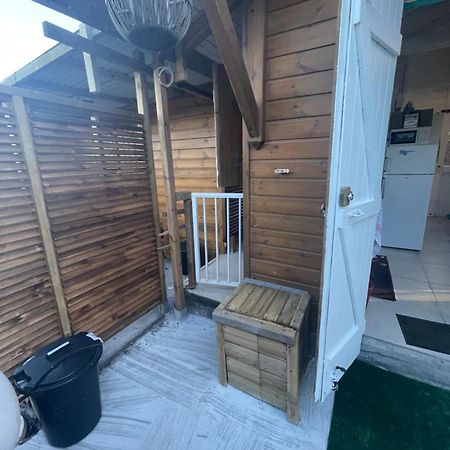 2 Bungalows Au Bord De La Plage De Montal A Moule Loues Individuellement Ou Ensemble Le Moule Exterior foto
